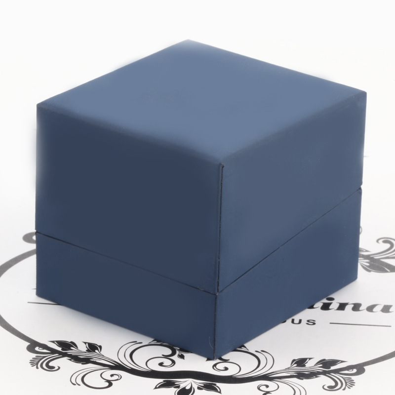 Velvet packaging 8.2*8.2 silver polishing cloth packaging gift box ring necklace earring box adjuster