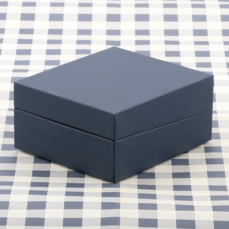 Velvet packaging 8.2*8.2 silver polishing cloth packaging gift box ring necklace earring box adjuster
