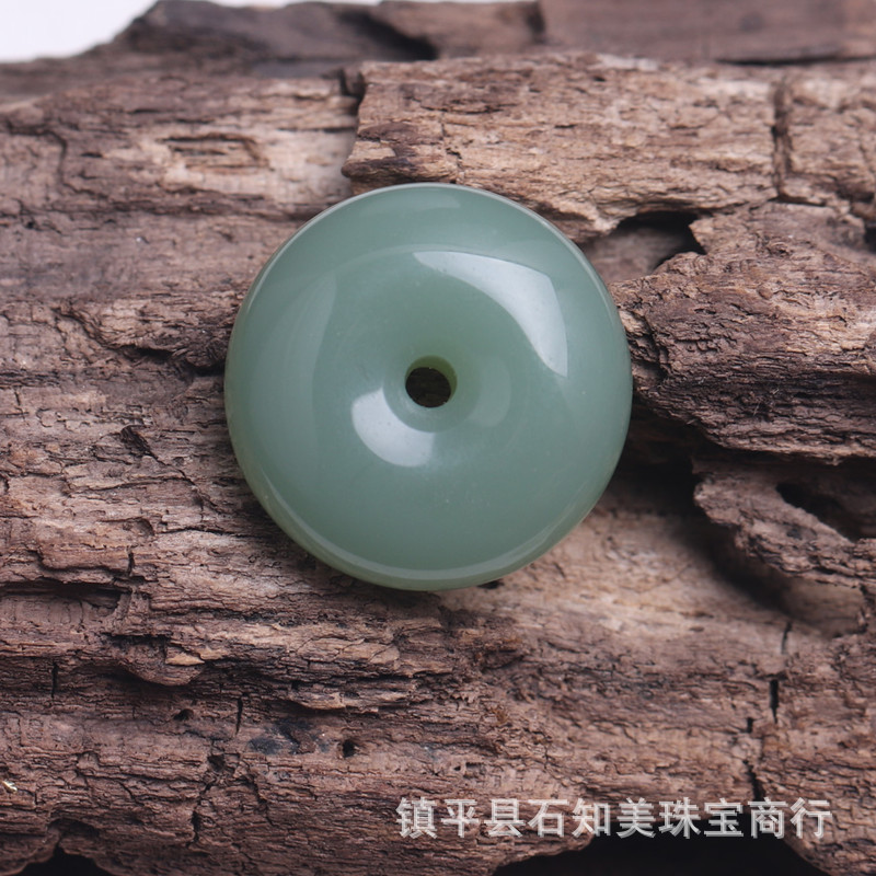 Xinjiang Tianyu Substitute Pendant Peace Button White Chalcedony Outer Mongolia Material Spinach Green Jasper Pendant Crafts