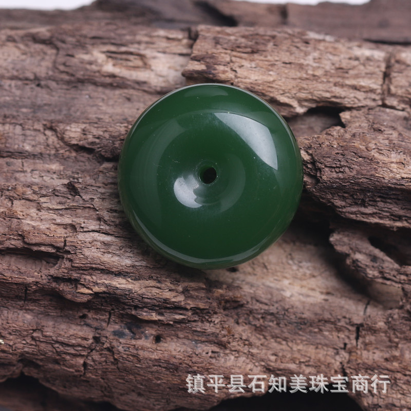 Xinjiang Tianyu Substitute Pendant Peace Button White Chalcedony Outer Mongolia Material Spinach Green Jasper Pendant Crafts