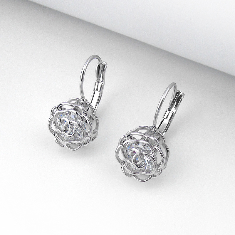 Camellia Women Earrings Korean Japanese Simple Gold-Plated Hollow Ear Cuff Women Earrings