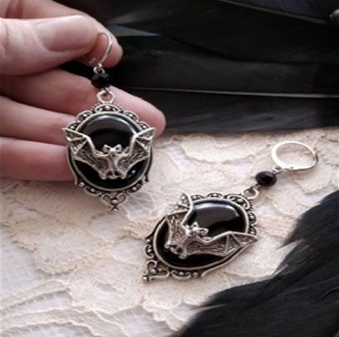 New Halloween Necklace Animal Bat Black Gemstone Ring Earrings Jewelry