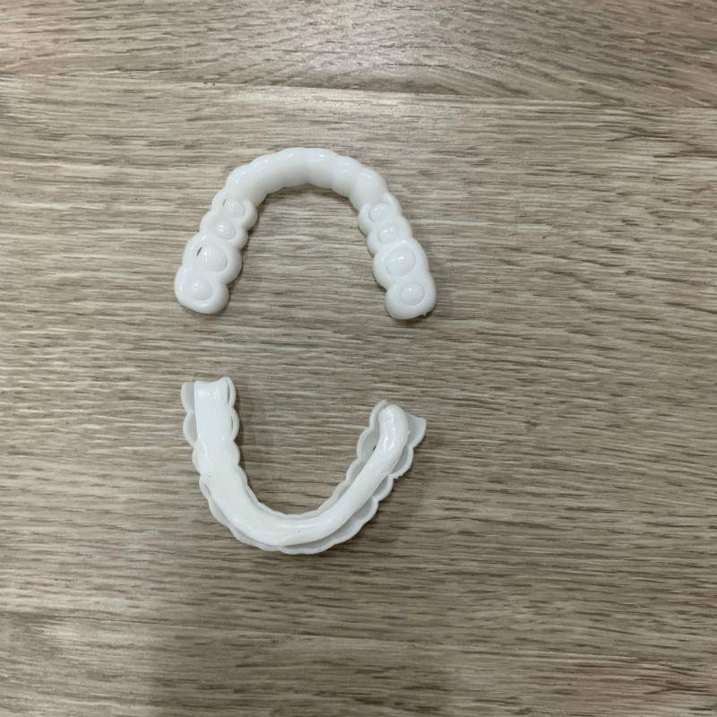 Upper and Lower Teeth Simulation Braces No Hole Braces Whitening Kit Second Generation Silicone Teeth Fake Disposable