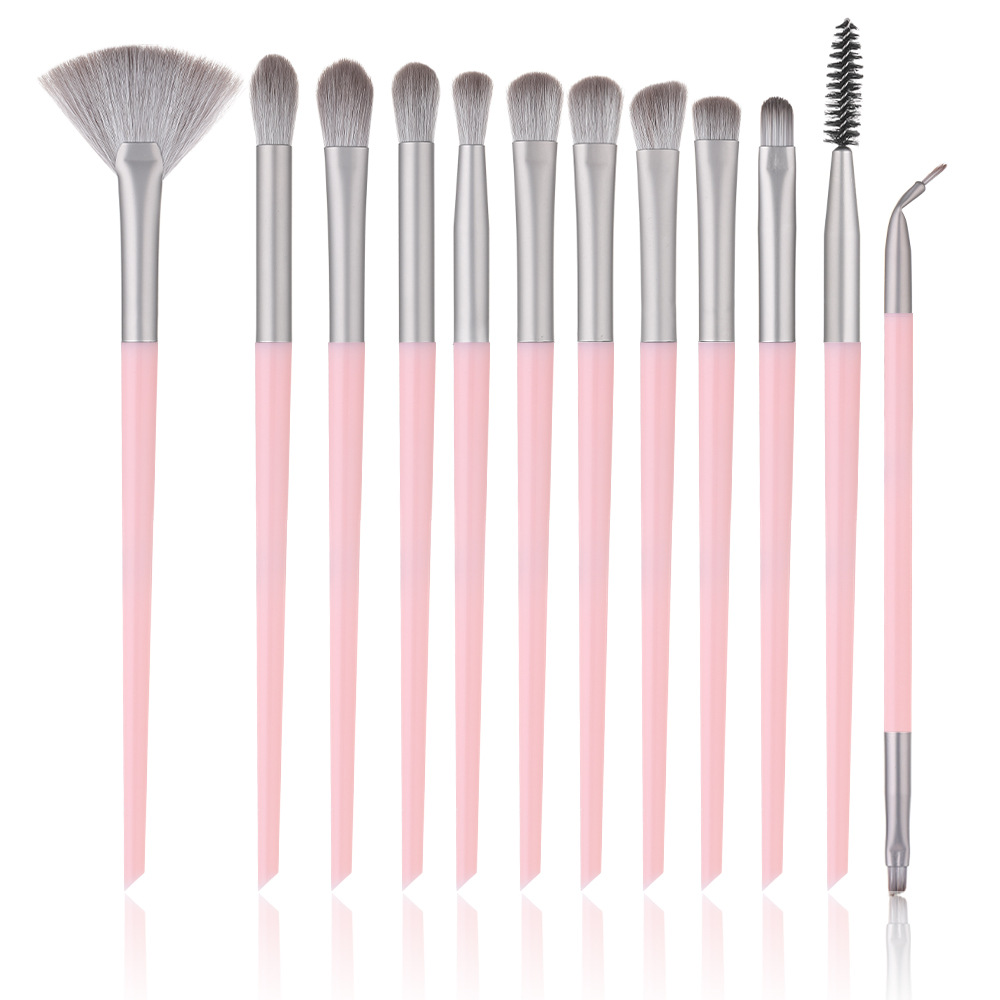 New 12-piece plastic handle eyeshadow makeup brush set multi-function full set eye makeup tool special offer