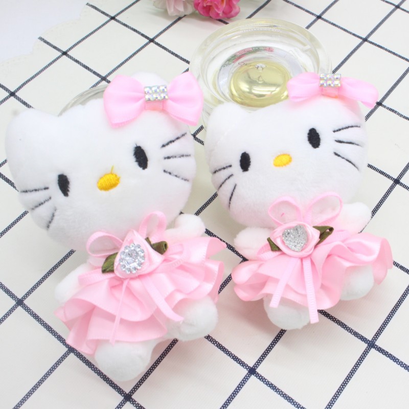 Diamond Dress Cat Plush Charm Cartoon Flower Bouquet Material Wedding Event Doll Plush Toy Multiple Colors