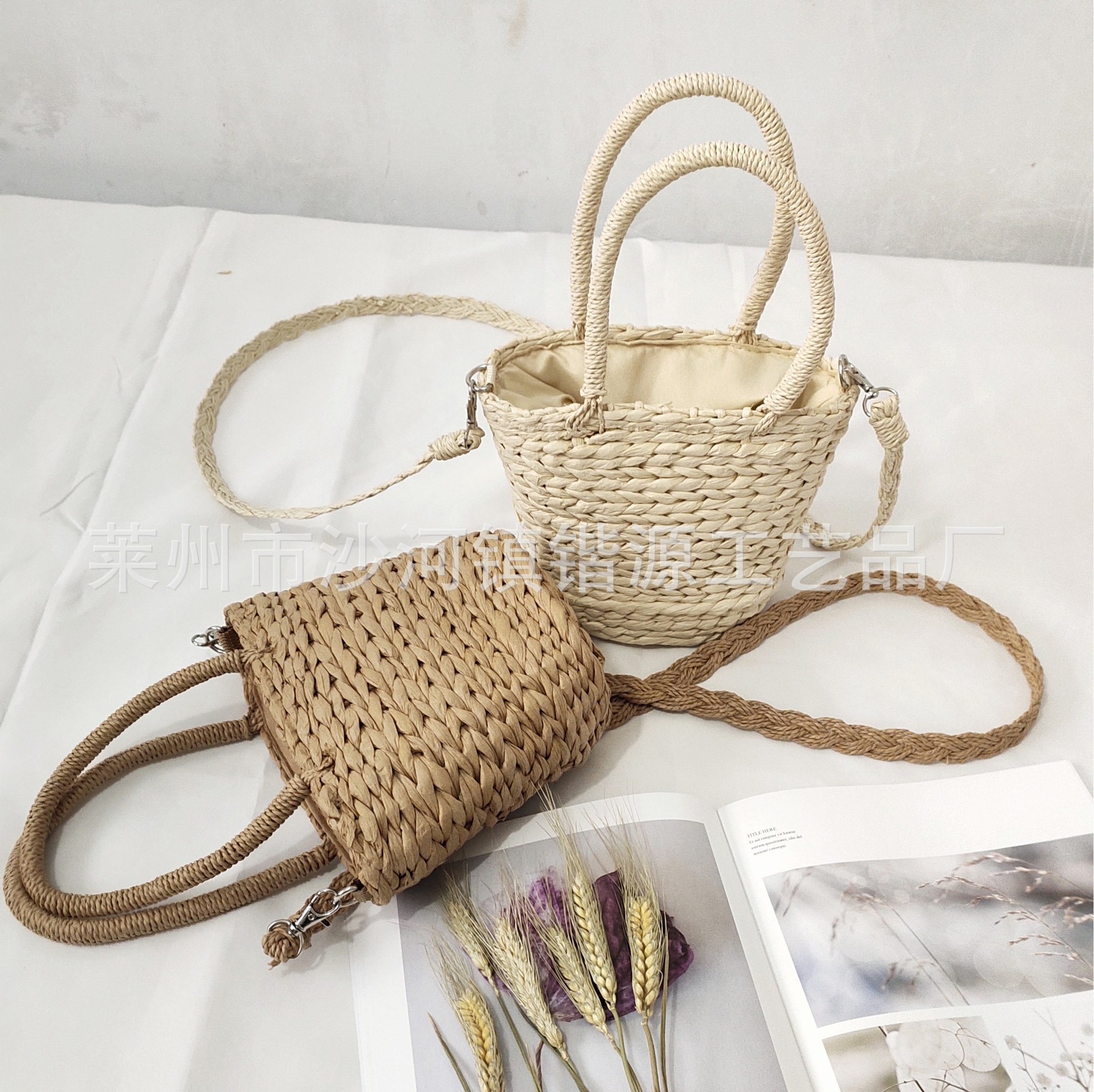 Woven bag niche handbag women's bag crossbody bag rattan woven handmade straw woven bag bucket bag casual travel