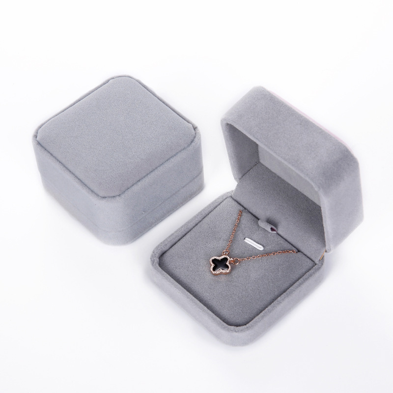 Gift box ear studs short ear drops bracelet bangle necklace gift box order only box not sent
