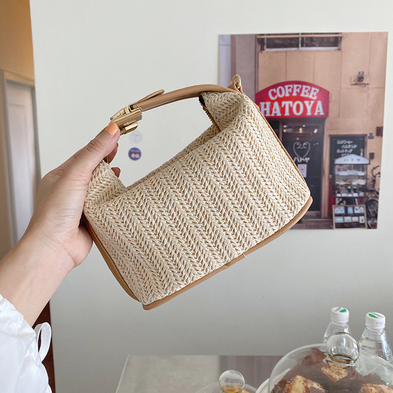2026 Summer New Woven Straw Handbag Casual Vacation Handheld Bag Single Shoulder Crossbody Bag