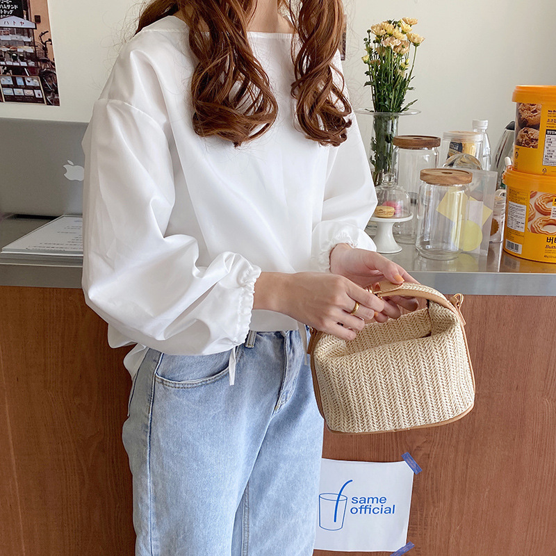 2026 Summer New Woven Straw Handbag Casual Vacation Handheld Bag Single Shoulder Crossbody Bag