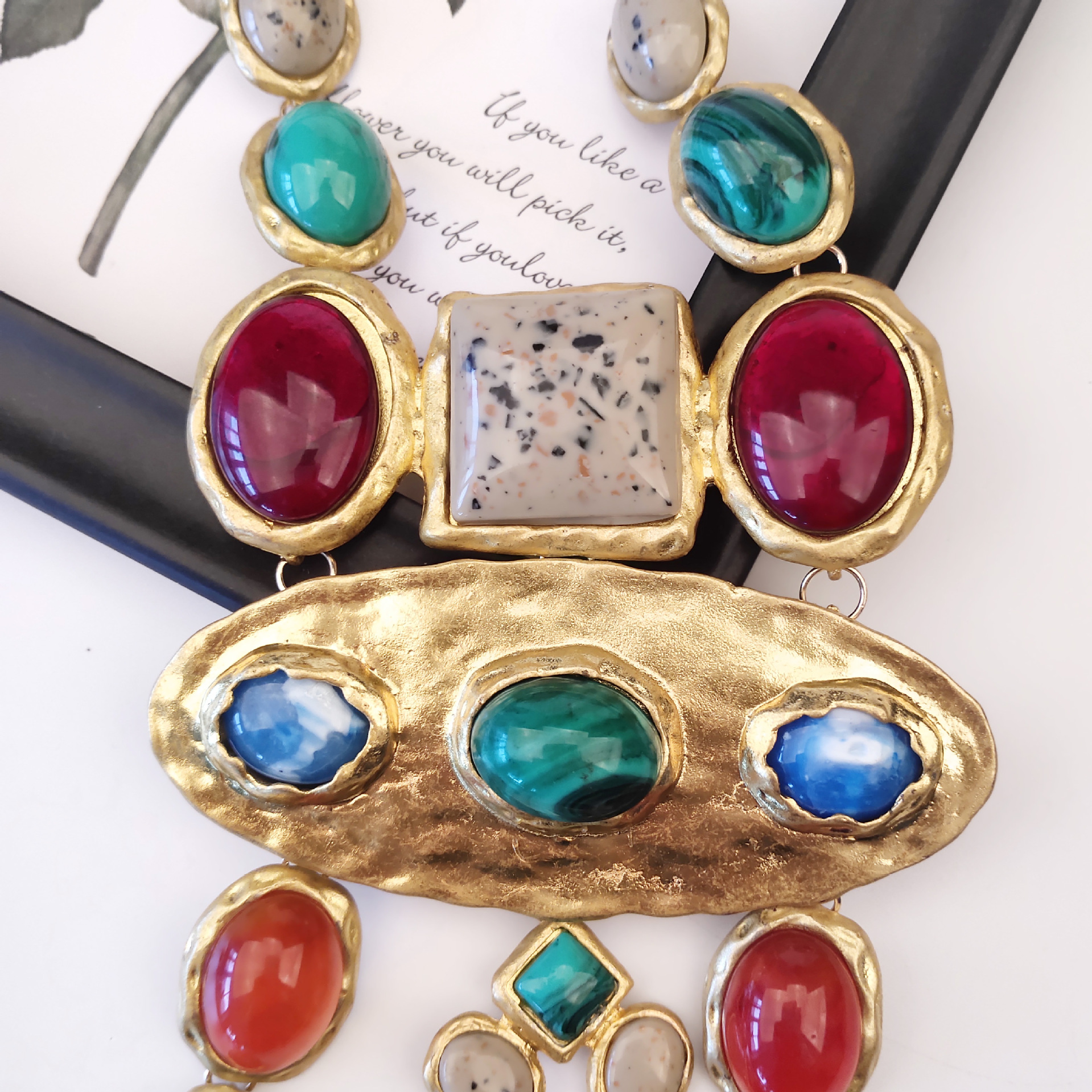 Wind ZA Baroque geometric gem long necklace court style sweater chain