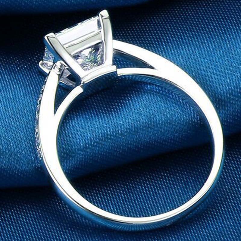 JZ027 Japanese and Korean Princess Square Diamond Ring Four-Prong Square Carat Diamond Ring for Women Simulated Diamond Ring Wedding Simple