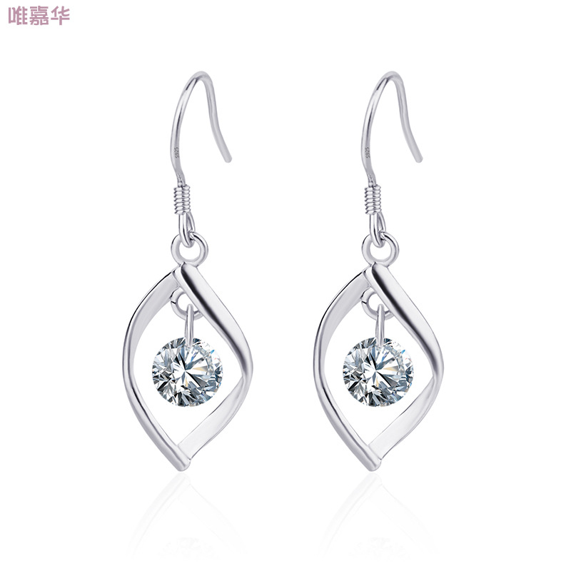 Rotating sparkling diamond earrings for women, long earrings, long earrings for women, women's accessories