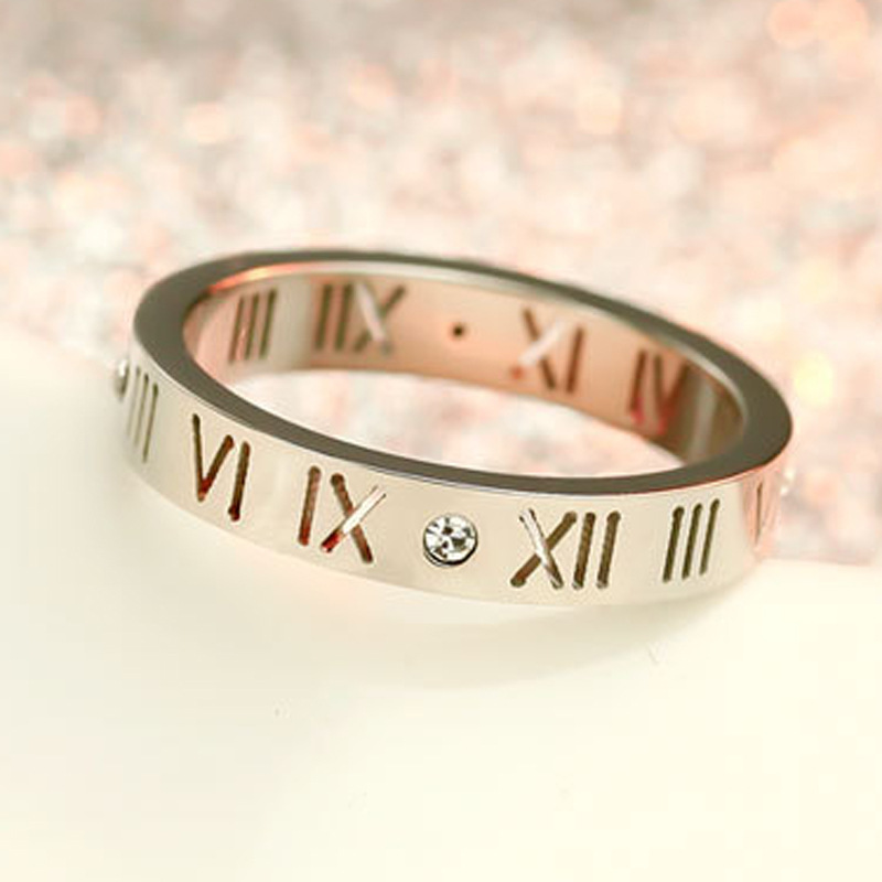 JZ031 Plated 18K Rose Gold Roman Numeral Diamond Couple Ring for Men and Women Pinky Ring Accessory