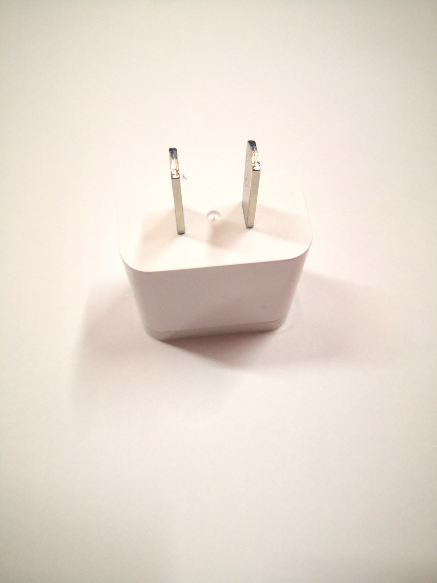 Mini 5V1A charging head applicable to lamp power adapter Xiaomi Apple charging head gift charging head