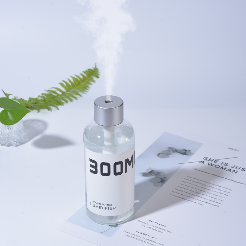 Car atomization disinfection machine car smoke sterilization disinfection car humidifier ultrasonic disinfection water atomizer