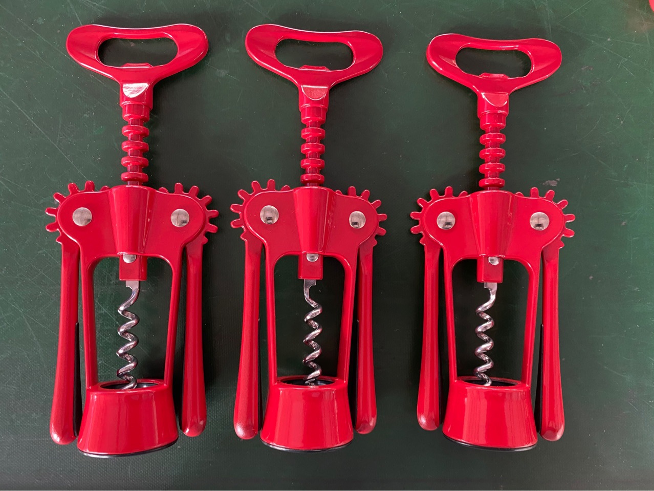 Kitchen Gadget Christmas Red Series Bottle Opener Can Opener Garlic Press Walnut Cracker Peeler Luxury Gift