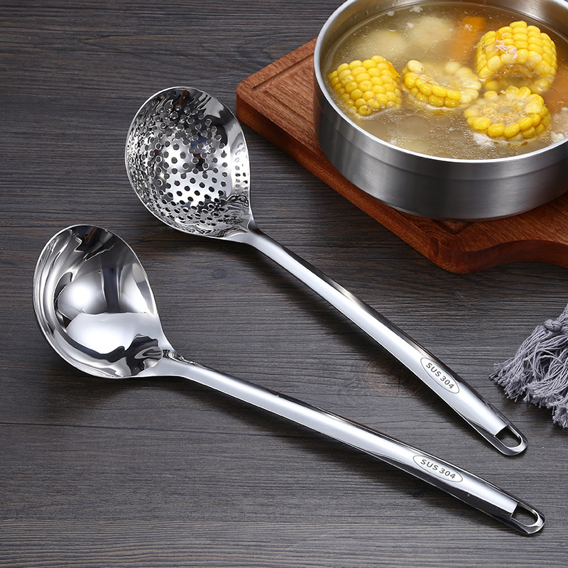 304 Stainless Steel Hot Pot Spoon Slotted Spoon Heart-Shaped Soup Spoon Long Handle Thickened Deep Soup Spoon Soup Strainer Kitchen Utensils