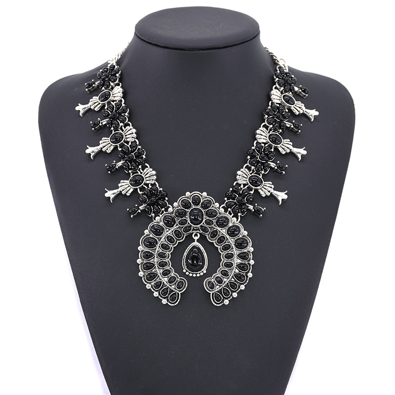 Big brand Bohemian style turquoise flower pendant alloy necklace eaby
