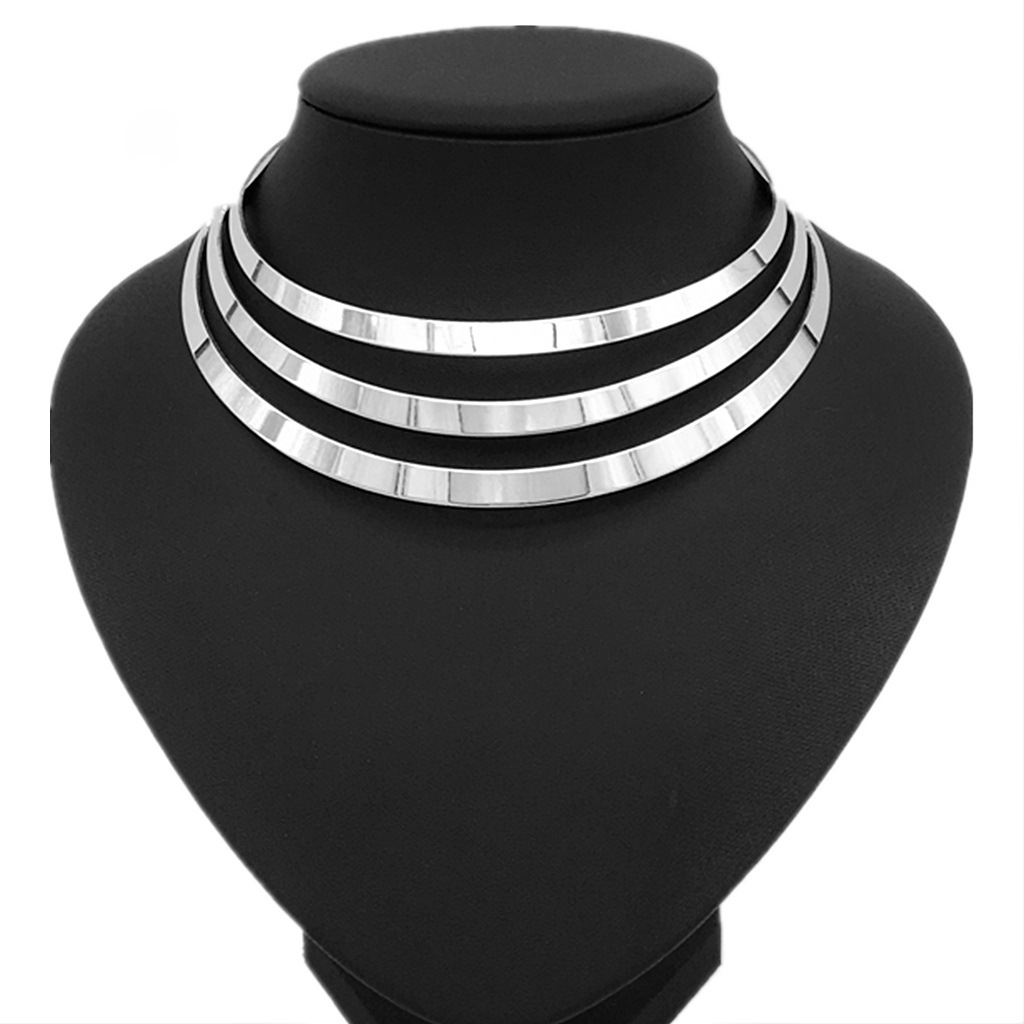 Star metal collar hollow necklace nightclub punk exaggerated women's neck chain accessory choker