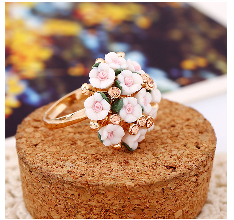 Carefully selected flower ring set women's diamond ceramic flower simple ring