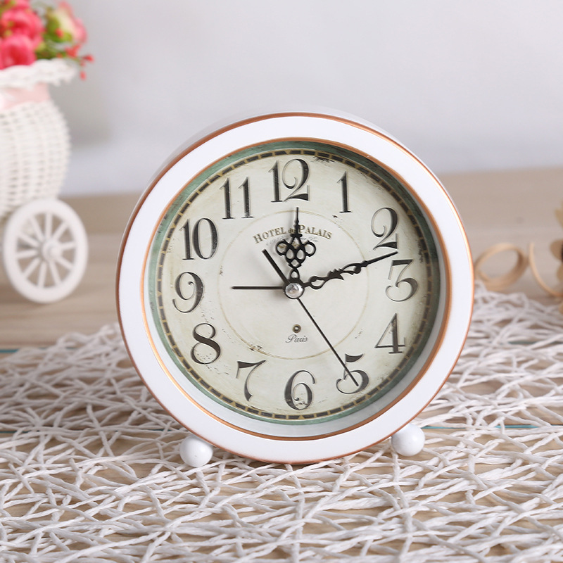 European-style alarm clock, bedside silent metal student alarm clock G51