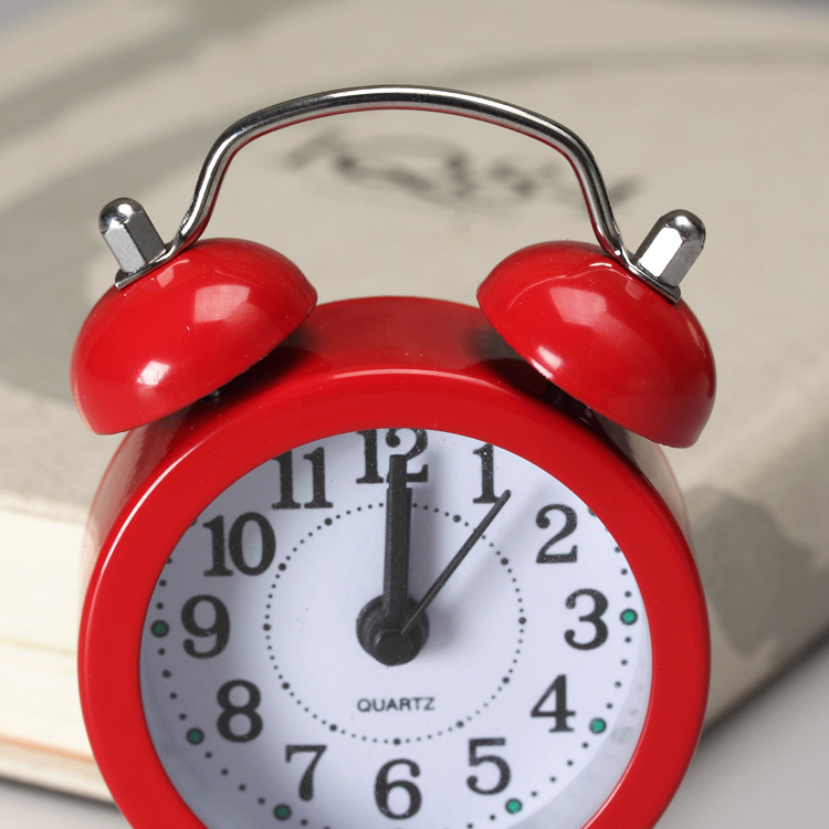 Metal material small alarm clock, pastoral and fresh desktop mini alarm clock, small gift for activities and festivals