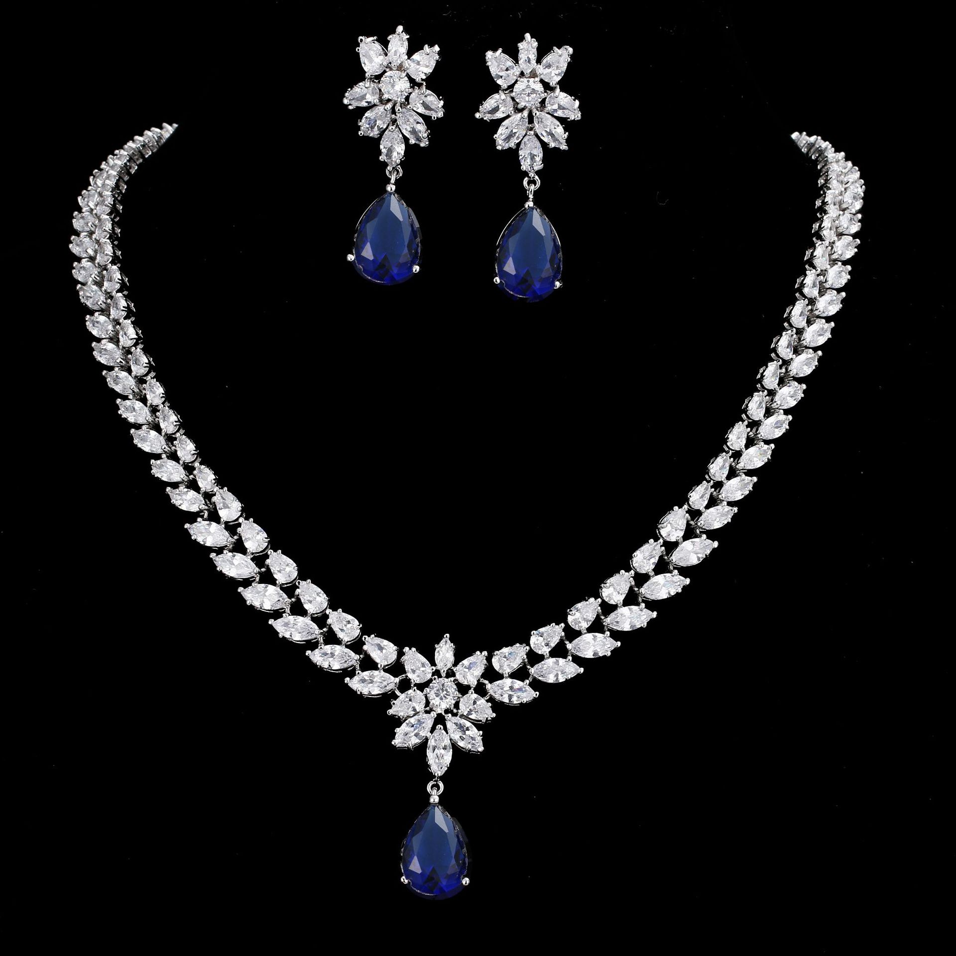 Exaggerated zirconia inlaid large teardrop pendant bridal dress jewelry set accessories