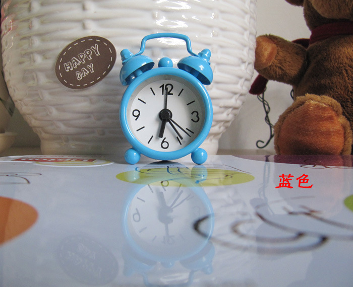 Cute Mini Metal Alarm Clock 4cm Electronic Small Alarm Clock Customizable with Logo