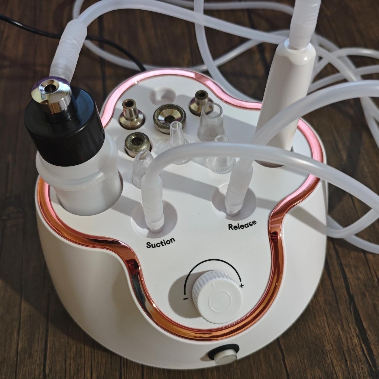 Exclusive Three-in-One Diamond Microdermabrasion Device Dead Skin Removal Microdermabrasion Machine New Strong Suction Firming Beauty Device