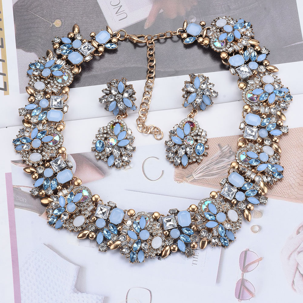 Green sweet collar women's necklace earring set