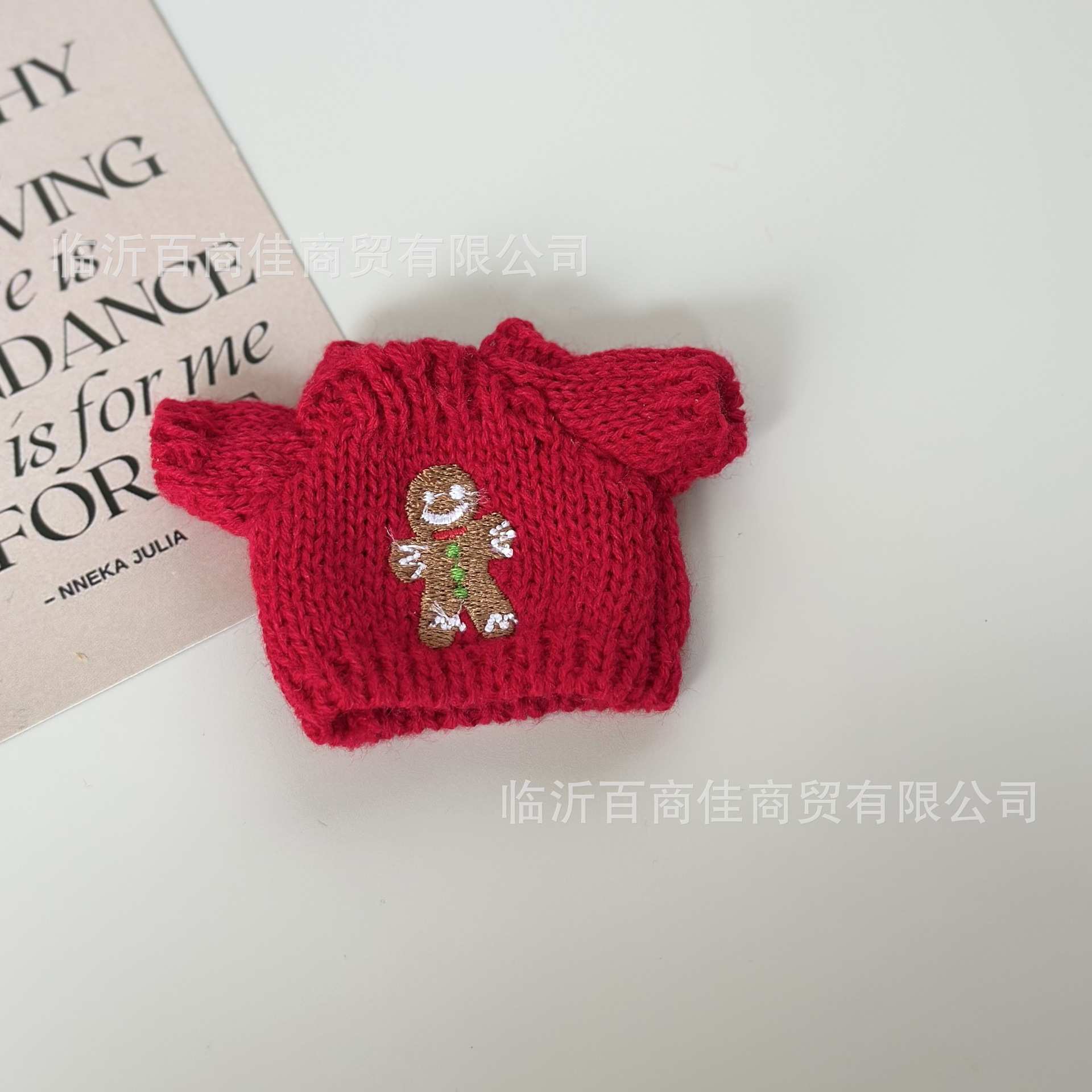 刺绣姜饼人红毛衣 · 高5CM----------宽5CM