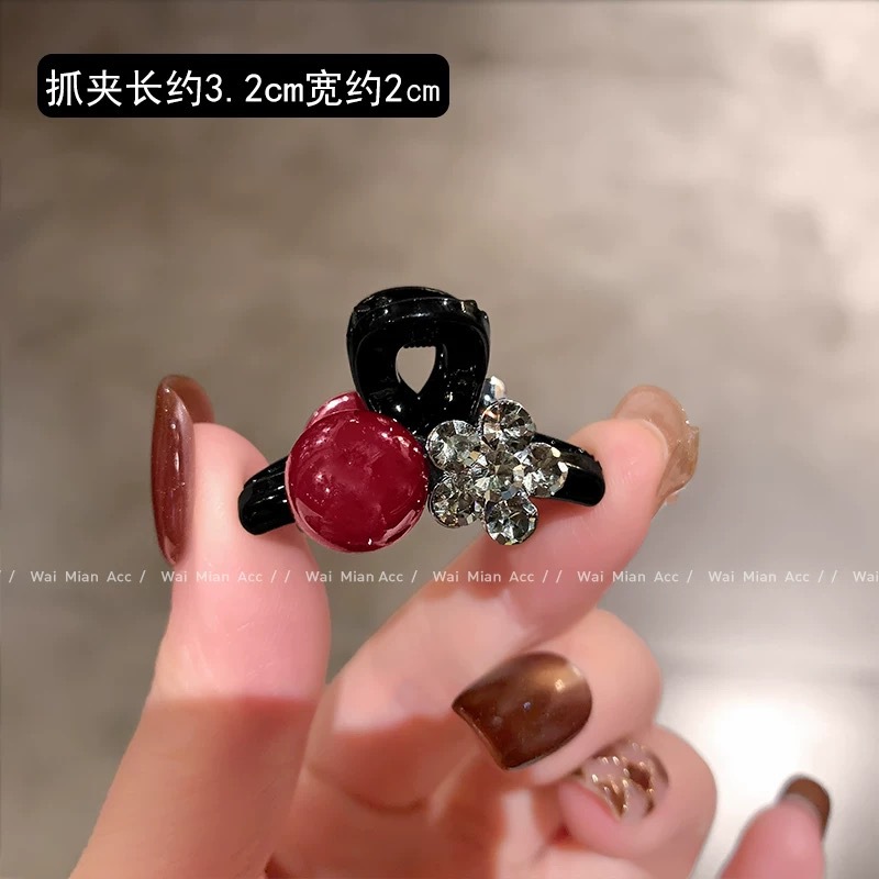 亮面红珠闪钻花朵黑色-3cm（一个）