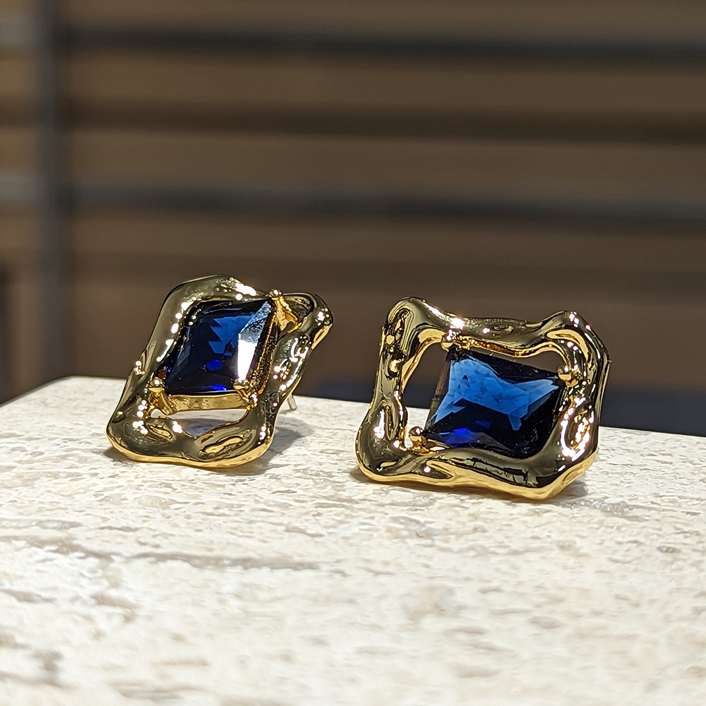 High-Sensitivity Colored Glass Geometric Rectangular Hollow Earrings