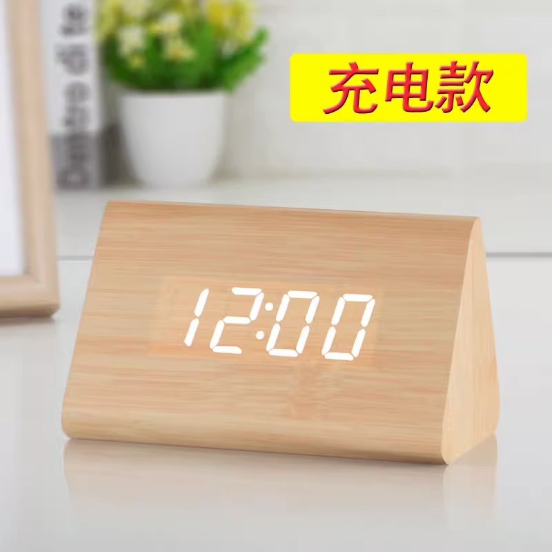 Wooden LED Electronic Clock Table Desktop Digital Night Light Silent Alarm Clock Simple Student Desktop Bedside Decoration