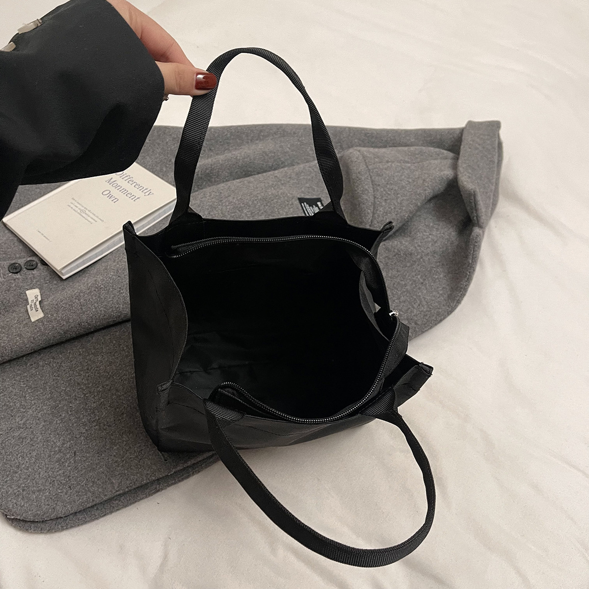 New Oxford Cloth Crossbody Bag Women Simple Large Capacity Handbag Textured Shoulder Bag
