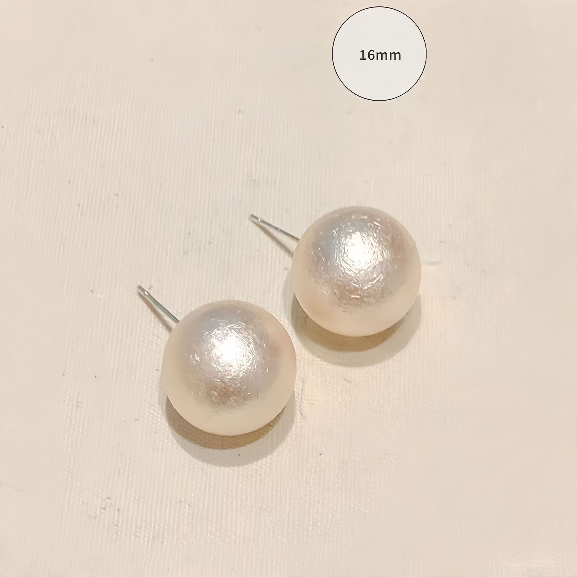 Simple pleated pearl ear studs cotton ball silver needle ear studs ear accessories