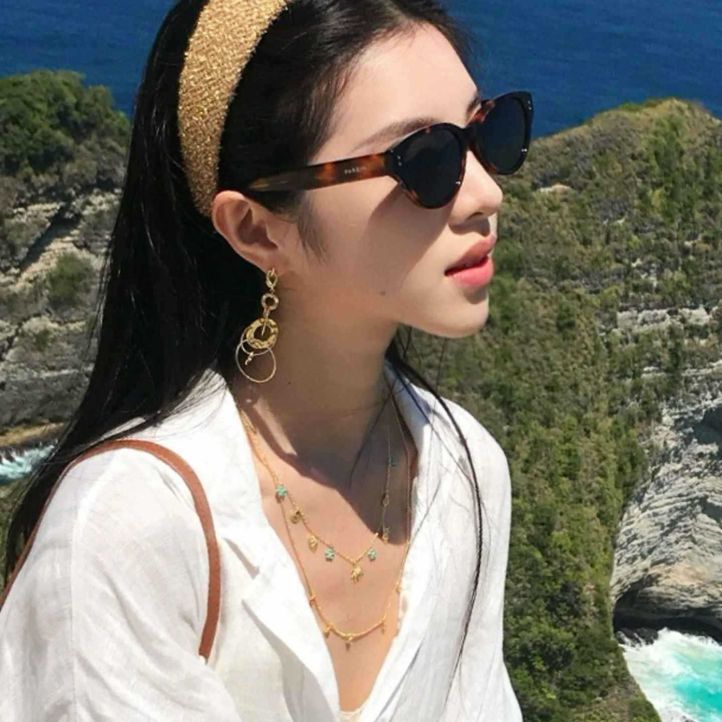 Gold Circle Tassel Earrings Elegant Exquisite Earrings