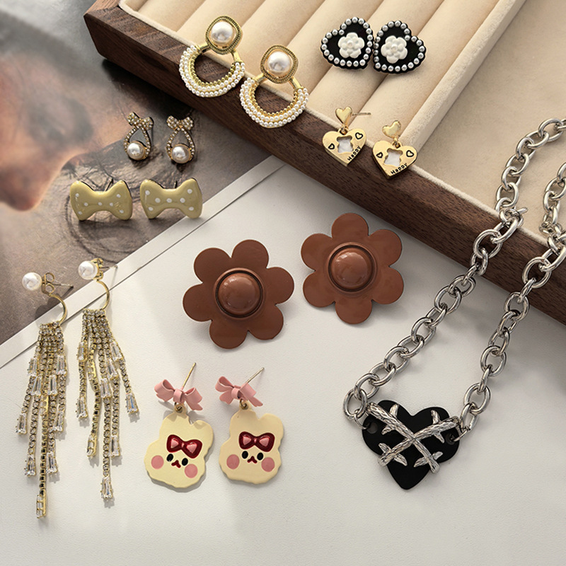 Accessories niche gentle simple earrings for women necklace hair accessories not participating in full gift