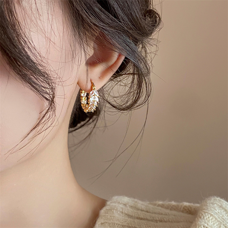 Diamond-studded earrings wheat ear buckle for women minimalist simple ear accessories