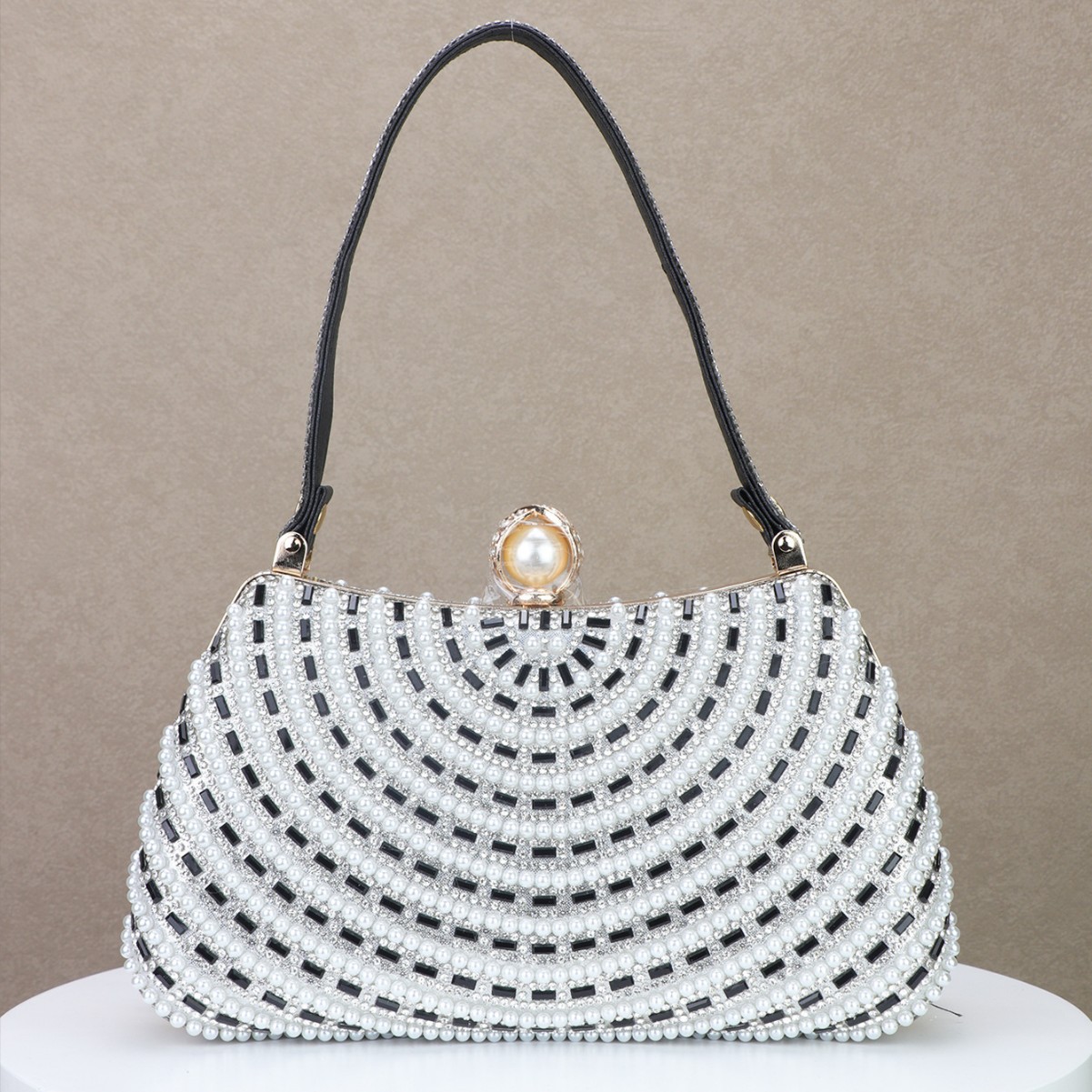 2026 New Women's Evening Bag Shiny Pearl Diamond Banquet Clutch Exquisite Chain Bag