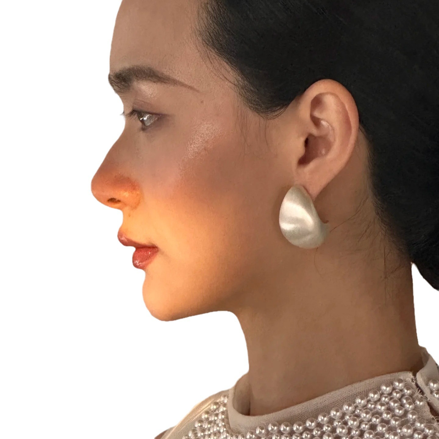 Exaggerated wide surface water drop heavy-duty brushed stud earrings for women