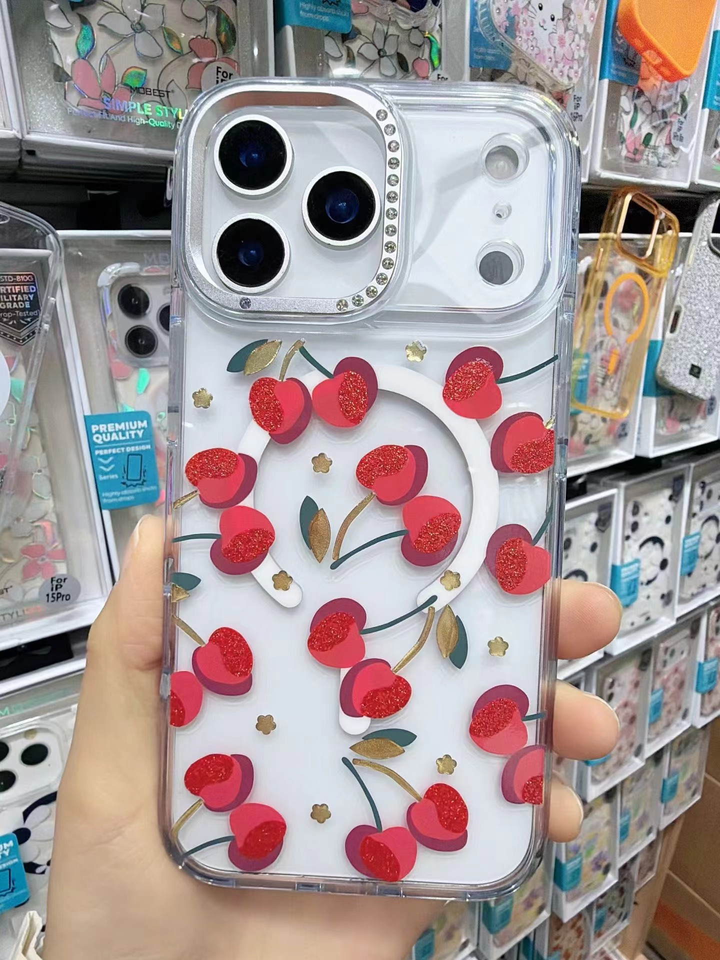 Suitable for Apple 17promax gold line flower phone case Apple 16 rhinestone sea transparent magnetic hard case