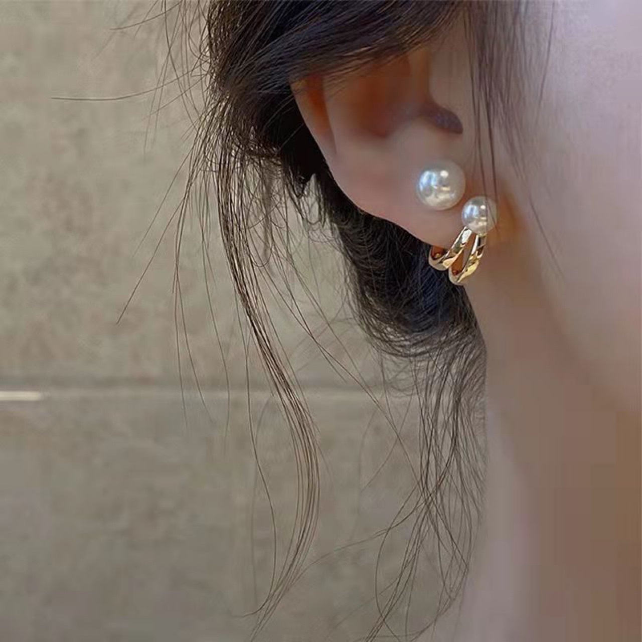 One or two wear natural freshwater pearl stud earrings niche minimalist ear accessories for women