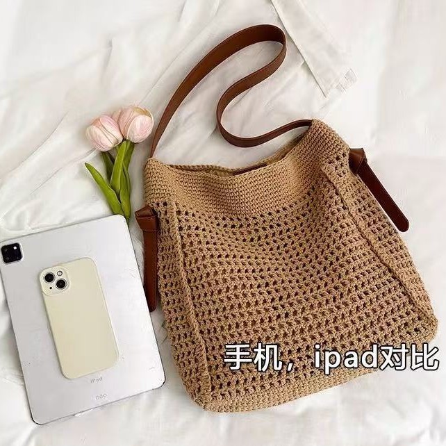 Niche handmade woven bag shoulder bag large bag 2026 new tote bag women's seaside beach bag large capacity