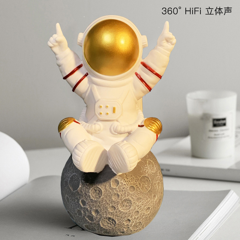 Astronaut Bluetooth speaker new gift cartoon birthday gift home ornament audio Y-588