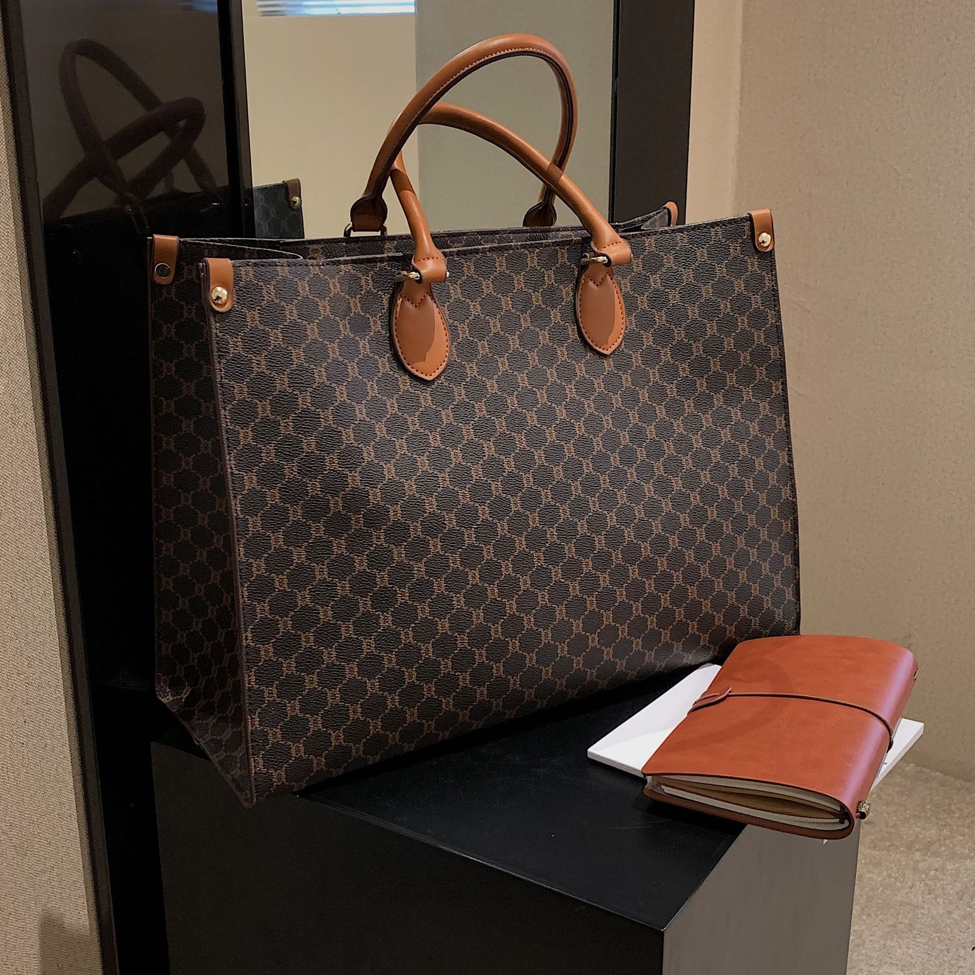 Women's bag 2024 new large capacity shoulder handbag handbag commuting women's bag tote bag