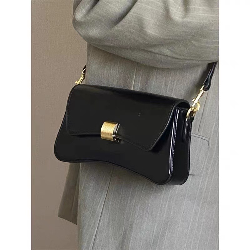 Women's Bag 2026 New Bag Baguette Bag Underarm Bag Single Shoulder Crossbody Small Bag