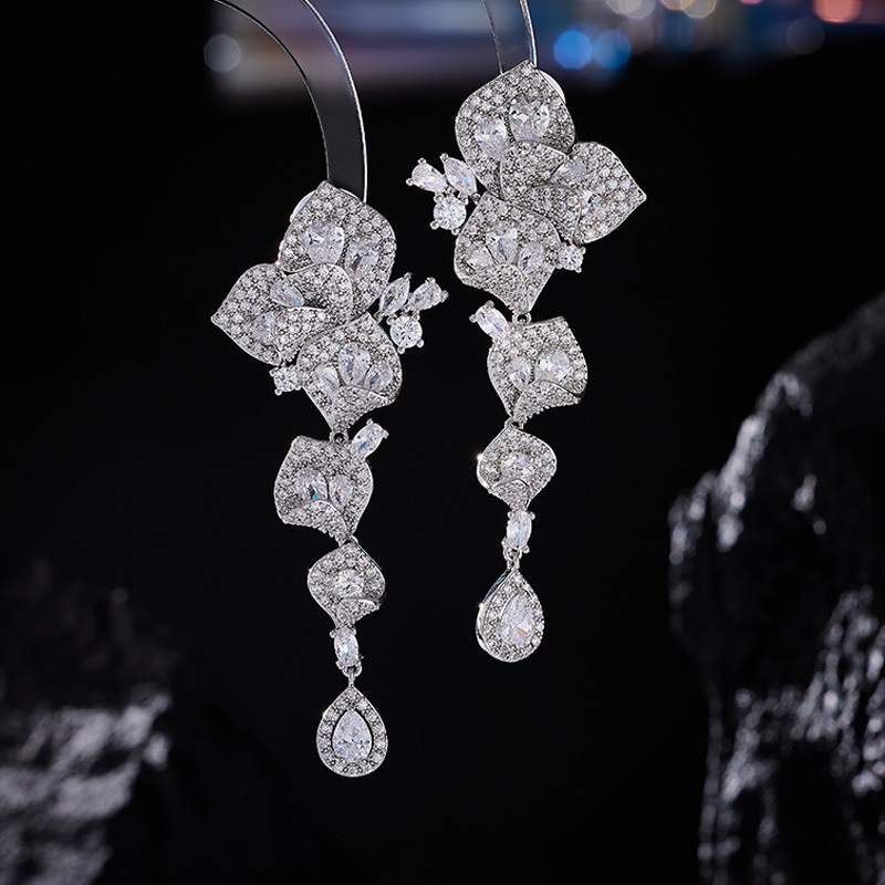 Heavy Craft Earrings Dress Matching Petal Long Elegant Flower Zircon Earrings