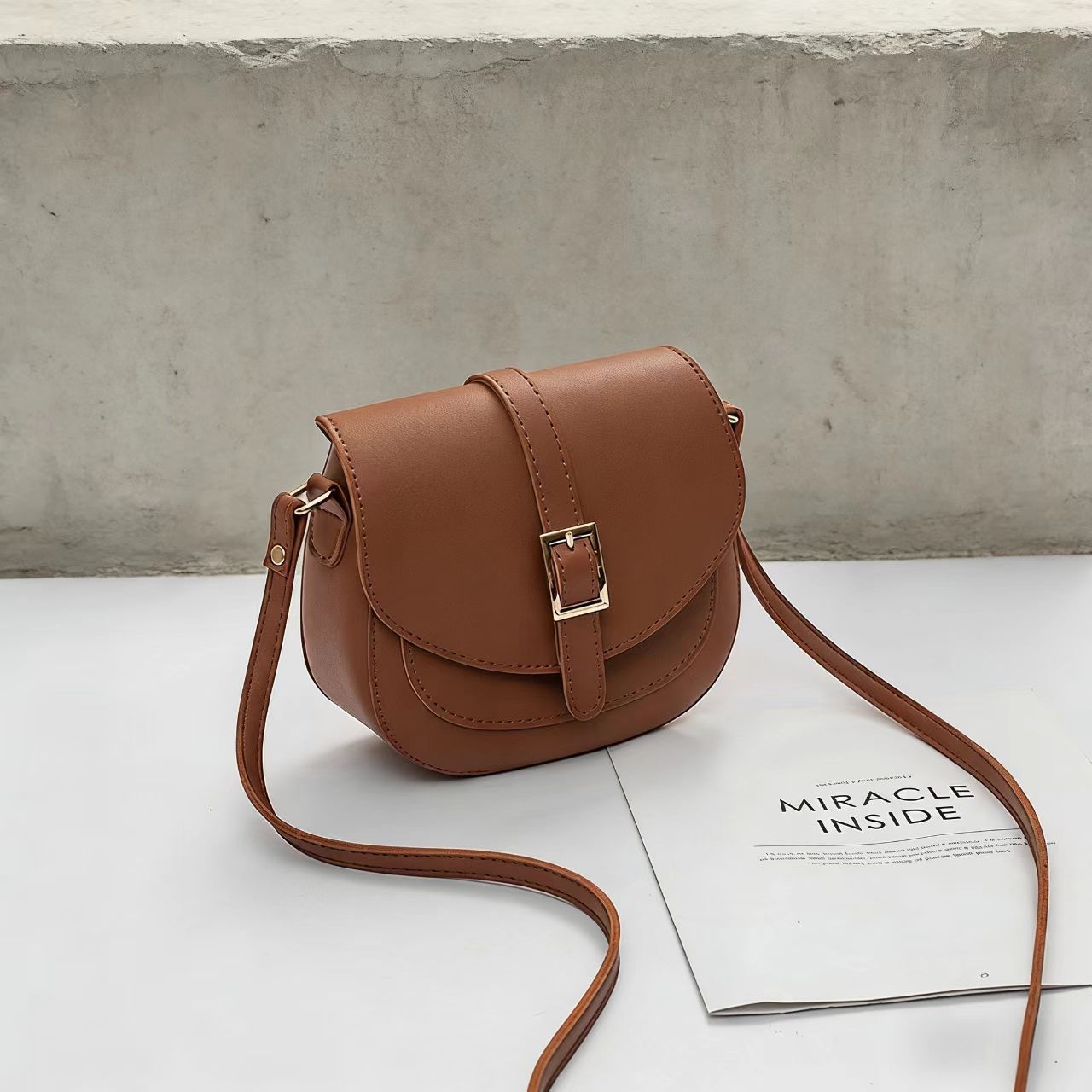 Simple 2024 New Summer Single Shoulder Bag Crossbody Women Small Bag Casual Saddle Bag