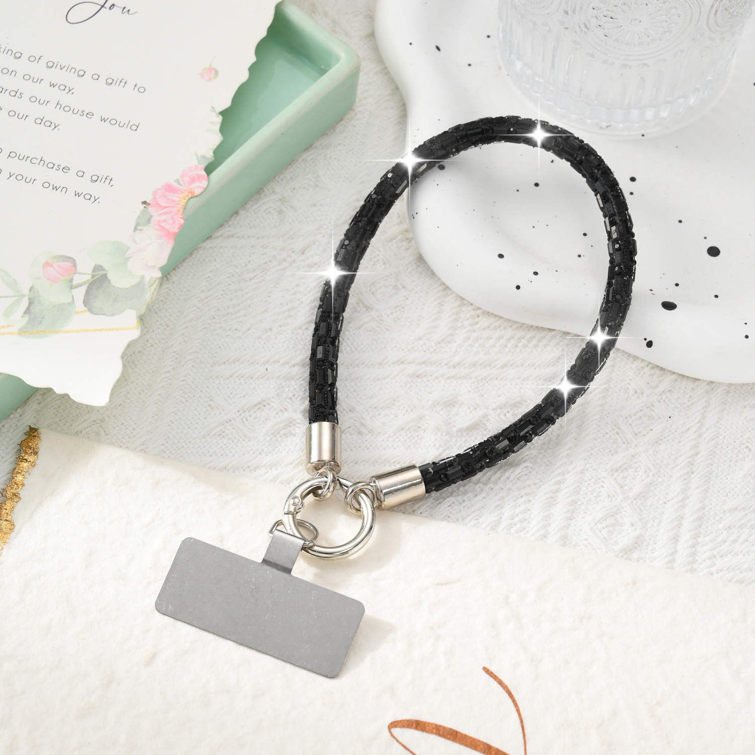 Mobile phone lanyard rhinestone short hanging chain hand wrist phone hanging ornament phone chain